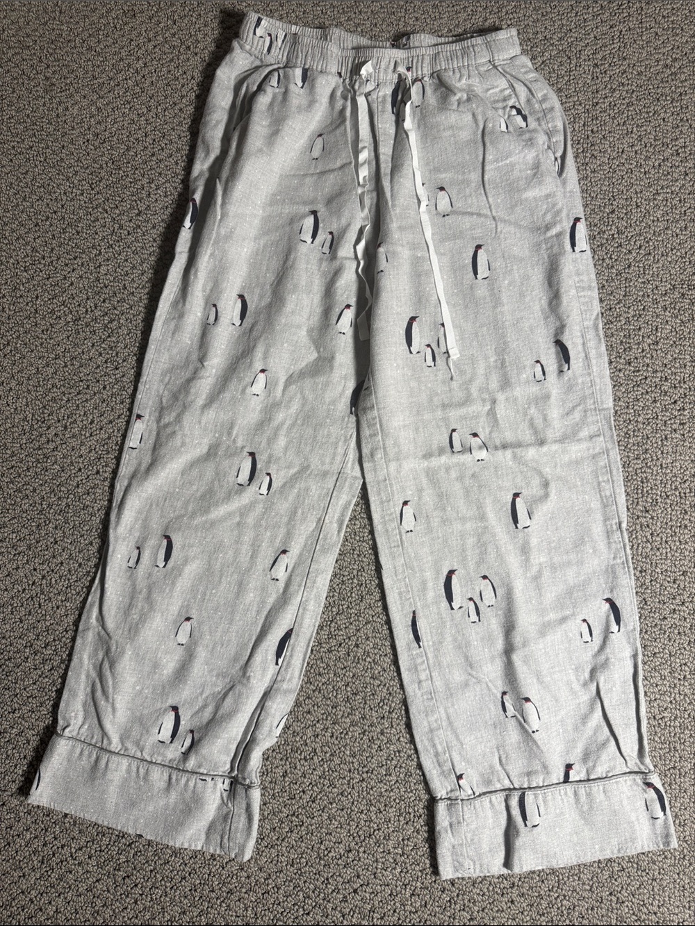 Banana Republic Light Gray Drawstring Pajama Pants with Penguins- XS